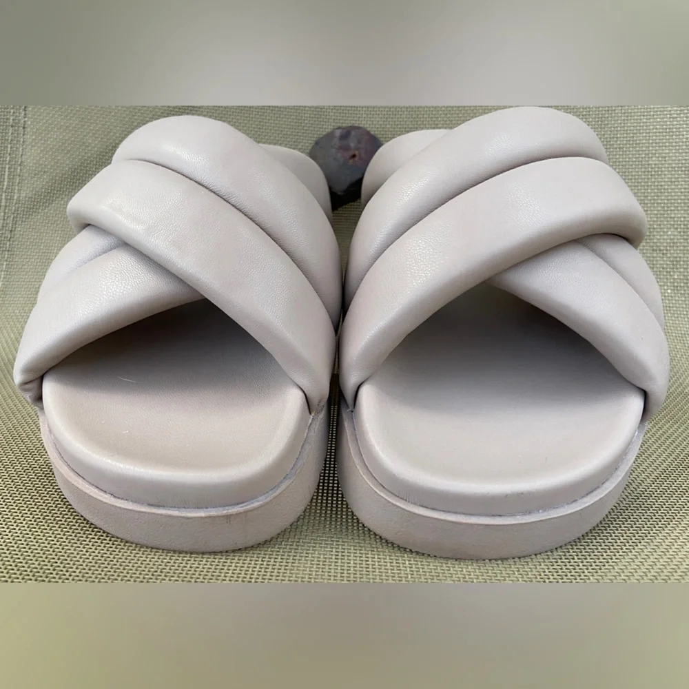 Gently-Worn Sz-8 Steve Madden Beige/Pink Chunky Sandals-No Scuffs/Stains/Flaws🙌 - Picture 7 of 16